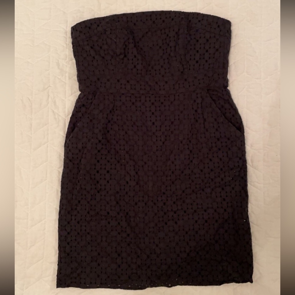 Strapless dress with pockets
